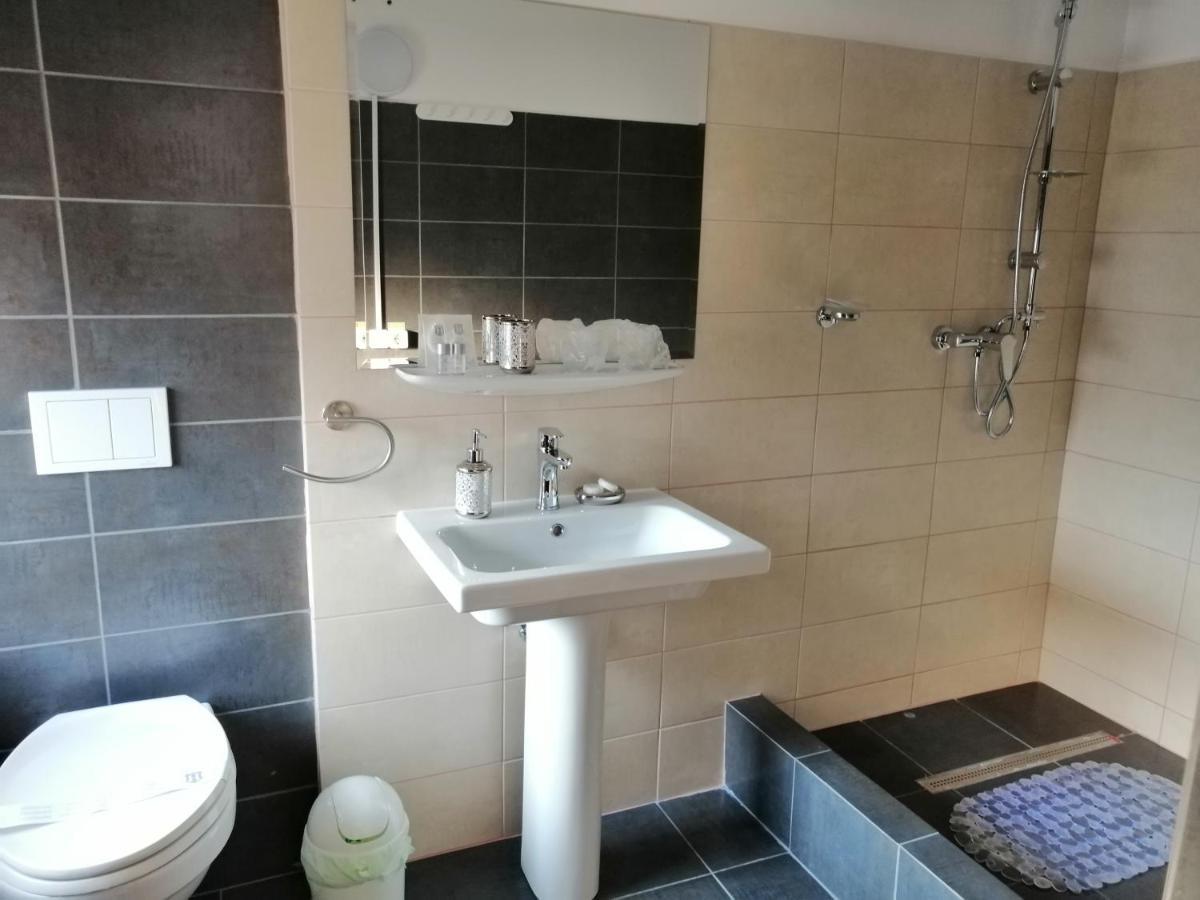 Copou Inn Ιάσιο Εξωτερικό φωτογραφία